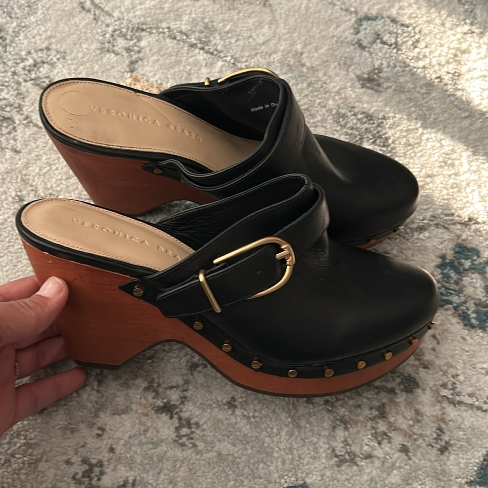 Veronica Beard Black and Brown Mules with Gold Accents - Picture 4 of 16